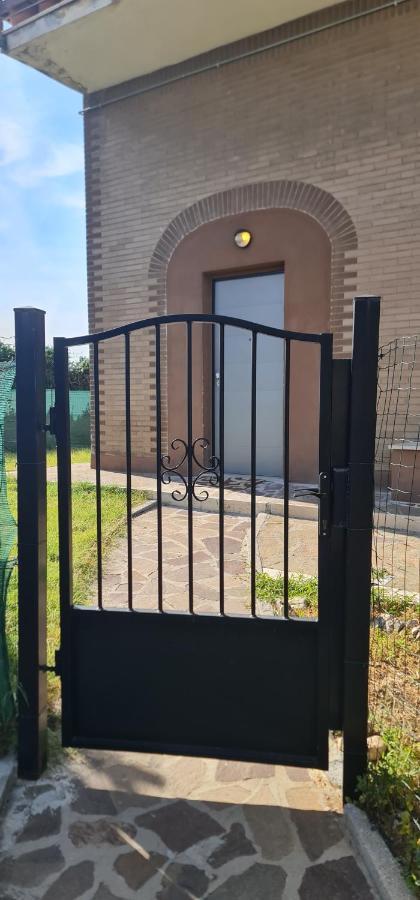 Appartamento Con Giardino Roma Exterior photo