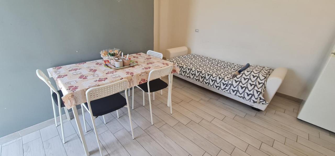 Appartamento Con Giardino Roma Exterior photo